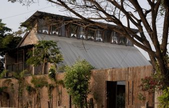 Kiron Cheerla Architecture's Pott House Illuminates Hyderabad with Lantern-Like Roof