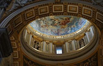Vatican Museums Workers Files Complaint Against Administration for Unsafe Conditions and Inadequate Pay